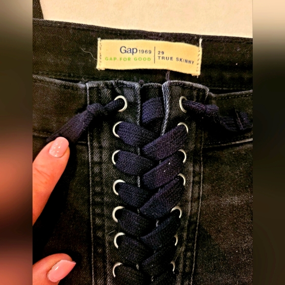 GAP Denim - "GAP 1969 TRUE SKINNY" WASHED BLACK, LACE UP FRONT, MOTO JEANS! SZ 29